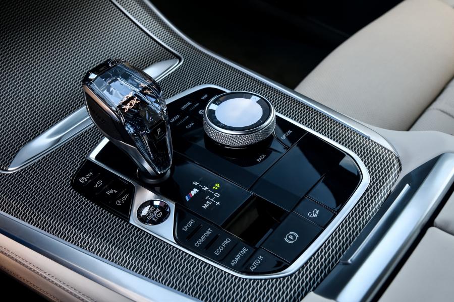 Детали интерьера BMW X5 M50d (G05) 2018 года  (WW) (фото 66 из 83)